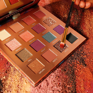 O.TWO.O Stellar Romance Eyeshadow Palette